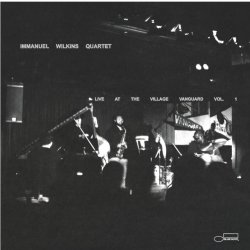 画像1: 輸入盤2枚組LP IMMANUEL WILKINS QUARTET イマニュエル・ウィルキンス / Live at the Village Vanguard Vol.1  聖地に刻む、新たな伝説。ウィルキンス・カルテット、ジャズの血脈が更新されるライヴの記録。 