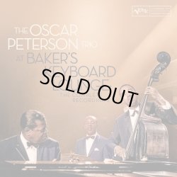 画像1: 2枚組CD 【国内SHM-CD】OSCAR PETERSON オスカー・ピーターソン /  LIVE  AT  BAKER'S KEYBOARD LOUNGE ライヴ・アット・ベイカーズ・キーボード・ラウンジ  ジャズ史上最高峰の「黄金のトリオ」30代オスカー・ピーターソン絶頂期の未発表ライヴ！  