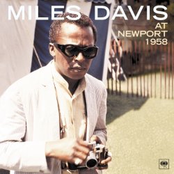 画像1: (7インチ紙ジャケット仕様CD)(SA-CDハイブリッド)CD  MILES DAVIS  マイルス・デイビス  /  AT  NEWPORT  1958  アット・ニューポート1958 エクスパンデッド・エディション＜完全生産限定盤＞
