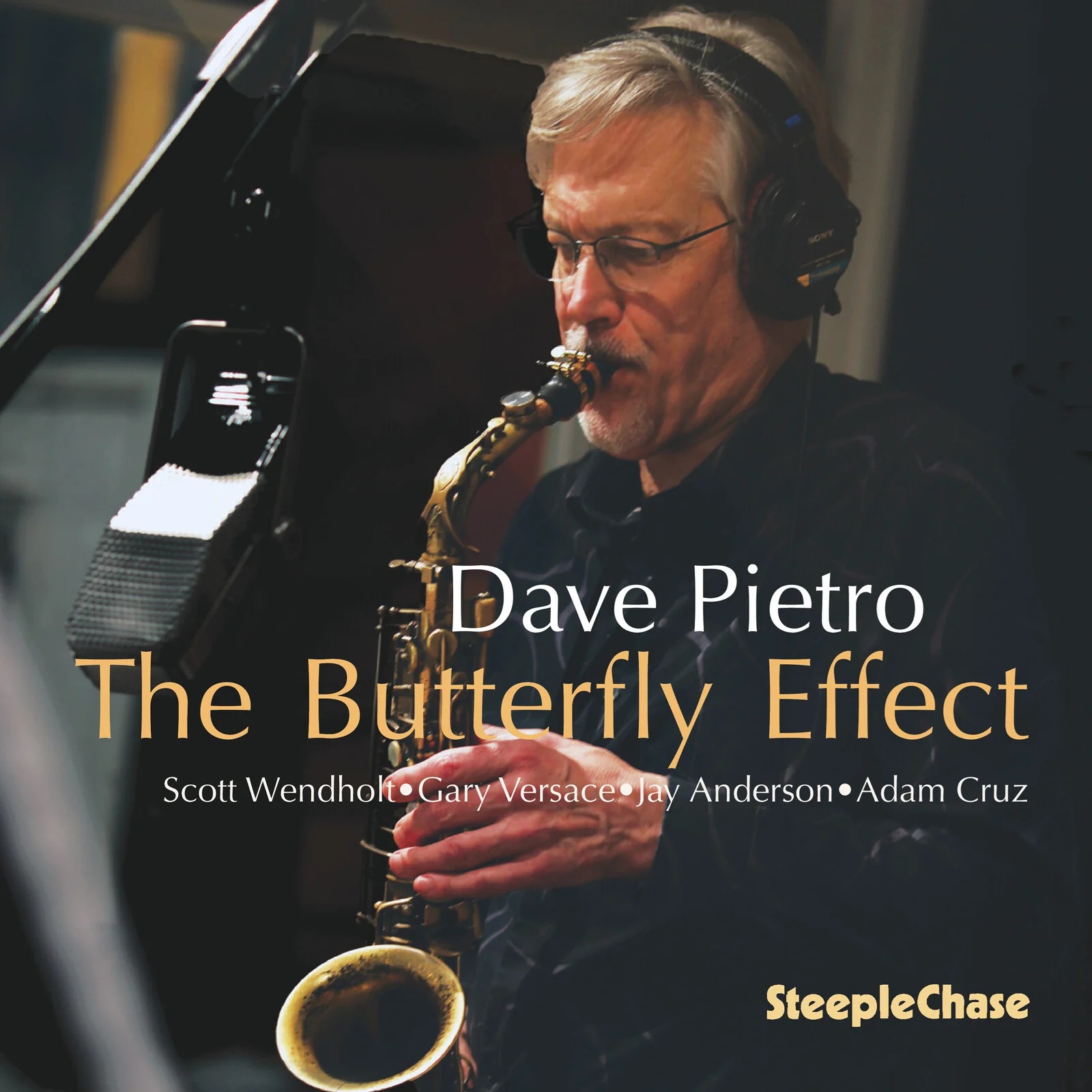 輸入盤CD　DAVE PIETRO デイヴ・ピエトロ / THE BUTTERFLY EFFECT   軽みを利かせてソフトにレイドバックしたビタースウィートなアルトサックスのモーダル・ブルージー・プレイが滑脱に冴えるバランス絶妙の粋渋バピッシュ世界