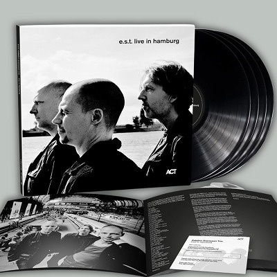画像: ［送料込み価格設定商品］LIMITED RE-PRESS {500枚限定}4枚組180g 輸入重量盤 LP  e.s.t. (Esbjorn Svensson Trio) /  e.s.t. Live In Hamburg 待望の再プレス。透明な北欧の音、震えるダイナミズム。最高級のLP盤で蘇る、2006年ハンブルクの空気感。ジャズの概念を変えた、あの一夜を一生の宝物に。